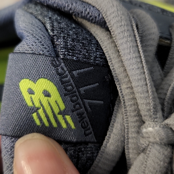 Heathered Gray New Balance 711 Training Sneakers - Picture 2 of 6